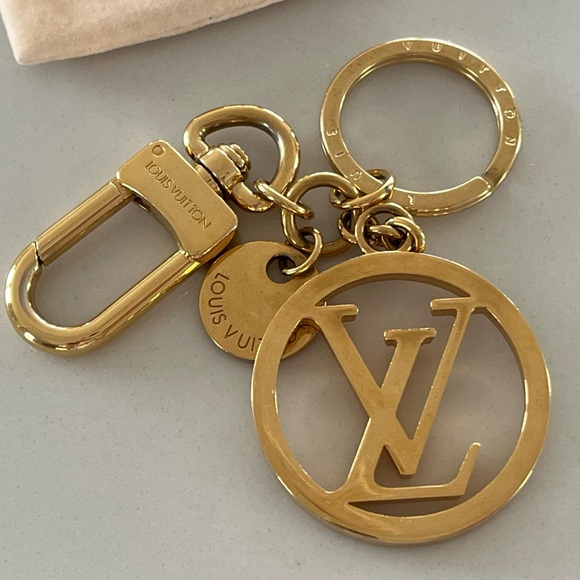 Louis Vuitton LV Circle Bag Charm and Key Ring Key Holder Gold 2020 Bag Jewelry - Picture 8 of 12